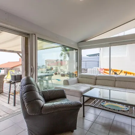 Les Baines By Interhome Casa de Férias